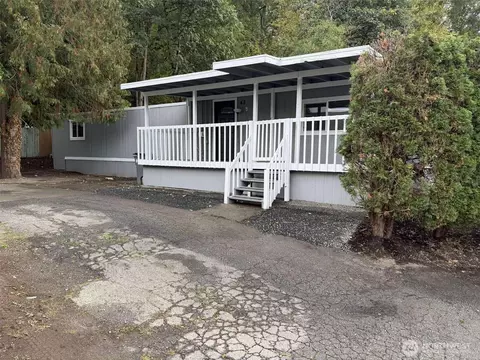 11510 E Riverside Dr #48, Bothell, WA 98011