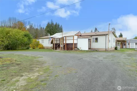 43 Sky View Dr, Port Angeles, WA 98362