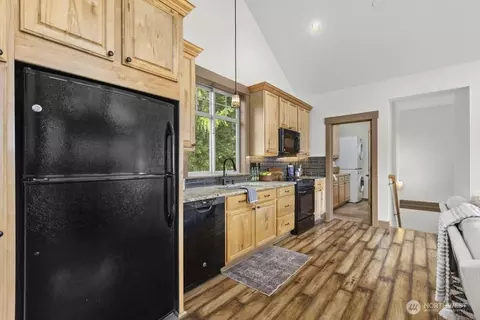 Kitchen - 25323 182nd St E, Orting, WA 98360 photo 1 of 3