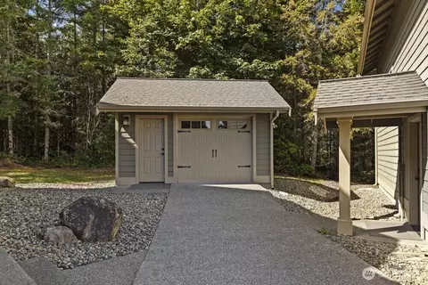 Exterior - 25323 182nd St E, Orting, WA 98360 photo 4 of 12