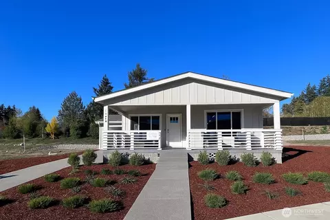 1638 Glacier St, Enumclaw, WA 98022