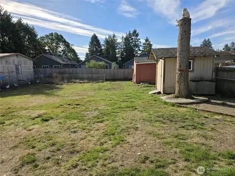 Exterior - 240 170th St E, Spanaway, WA 98387 photo 2 of 7