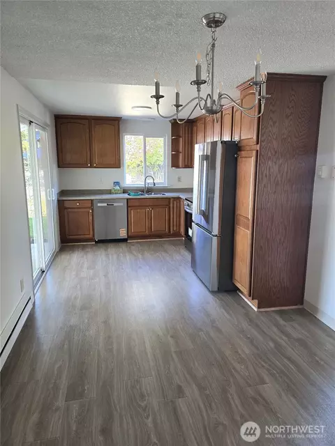 Kitchen - 240 170th St E, Spanaway, WA 98387 photo 1 of 4