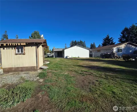 Exterior - 240 170th St E, Spanaway, WA 98387 photo 4 of 7