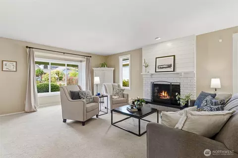 Living - 14131 21st Dr SE, Mill Creek, WA 98012 photo 2 of 3