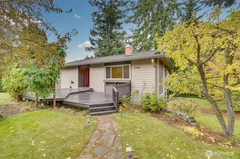 7926 46th Ave W, Mukilteo, WA 98275