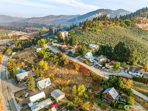 14 High St, Peshastin, WA 98847