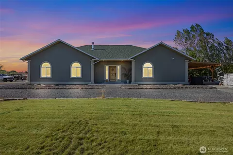 471 Road 188 NE, Soap Lake, WA 98851
