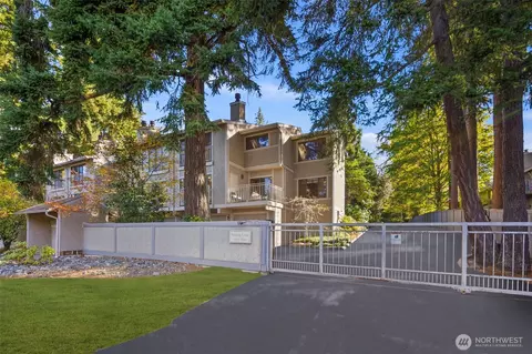 19523 86th Ave W #523, Edmonds, WA 98026