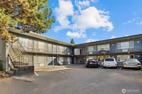 801 NW 54th St, Seattle, WA 98107