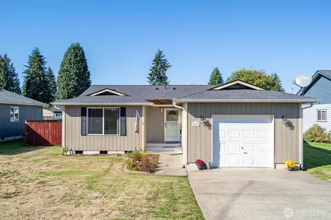 505 N 11th St, Elma, WA 98541
