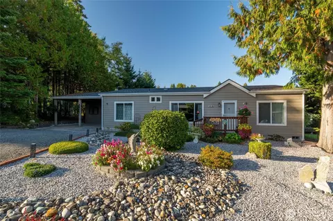 5806 Salish Rd, Blaine, WA 98230