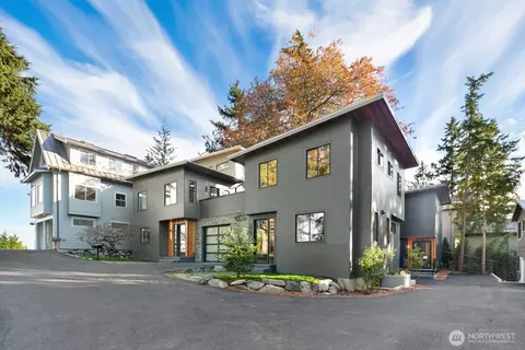 3949 W B W Barrett Ln, Seattle, WA 98199