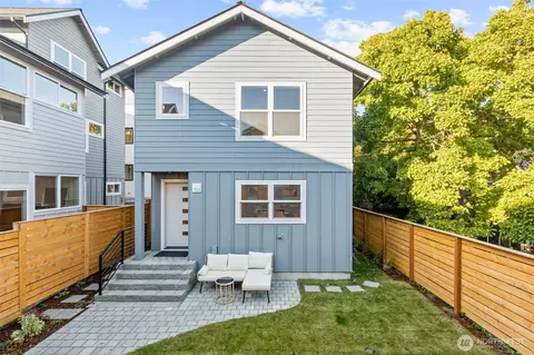 7352 22nd Ave NW, Seattle, WA 98117