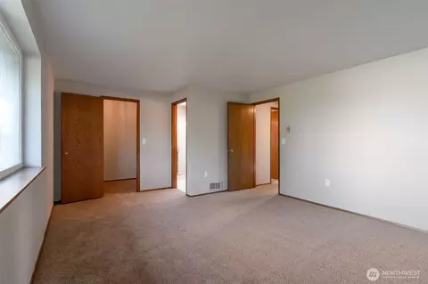 Bedroom - 817 89th St SE, Everett, WA 98208 photo 1 of 7