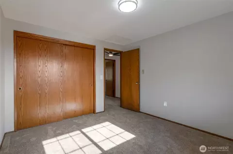 Bedroom - 817 89th St SE, Everett, WA 98208 photo 5 of 7