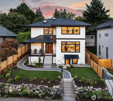 3642 33rd Ave W, Seattle, WA 98199