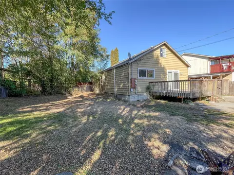 618 5th St SE, Auburn, WA 98002