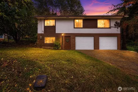 467 E Mommsen St, Mccleary, WA 98557