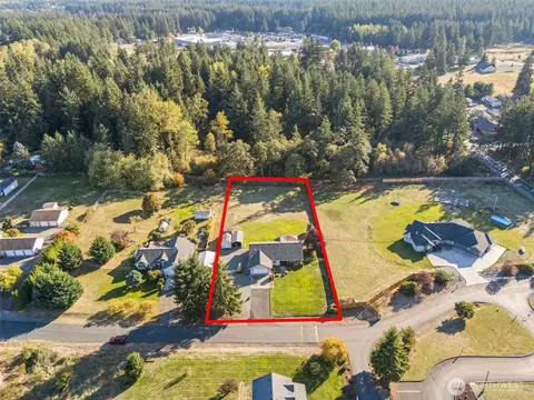 View/Area - 2306 215th St E, Spanaway, WA 98387 photo 3 of 5