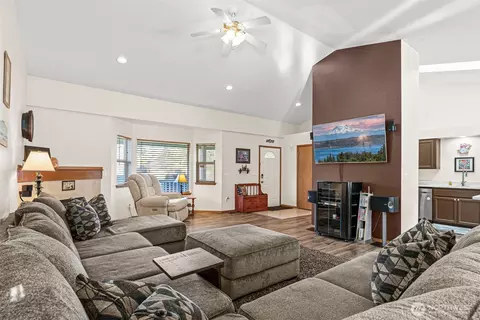Living - 2306 215th St E, Spanaway, WA 98387 photo 2 of 3