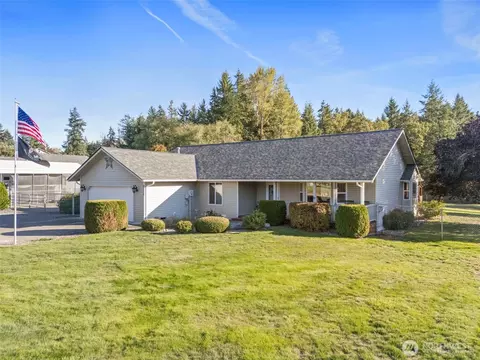 Exterior - 2306 215th St E, Spanaway, WA 98387 photo 13 of 14