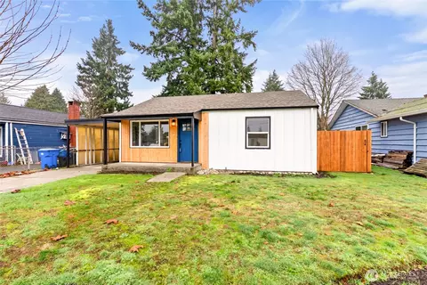 1105 115th St S, Tacoma, WA 98444