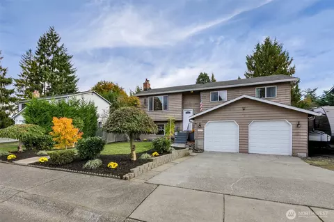 Exterior - 12827 47th Ave SE, Everett, WA 98208 photo 2 of 3