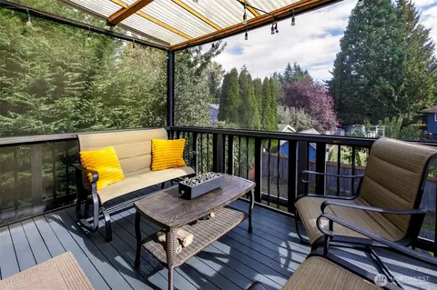 Exterior - 12827 47th Ave SE, Everett, WA 98208 photo 3 of 3