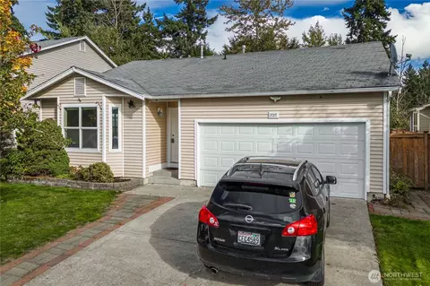 17217 85th Avenue Ct E, Puyallup, WA 98375