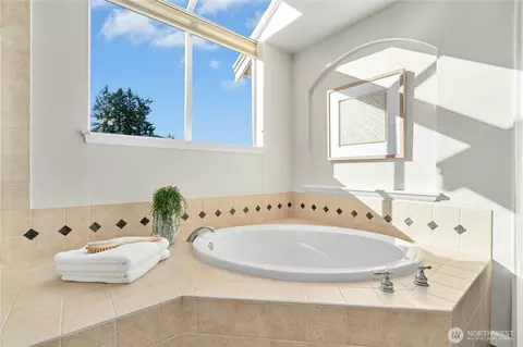 Bath - 1210 146th St SE, Mill Creek, WA 98012 photo 3 of 5