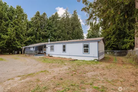 21115 Jefferson Beach Rd NE, Kingston, WA 98346