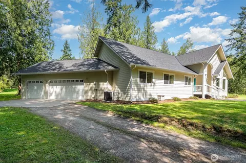 19716 SE 220th St, Renton, WA 98058