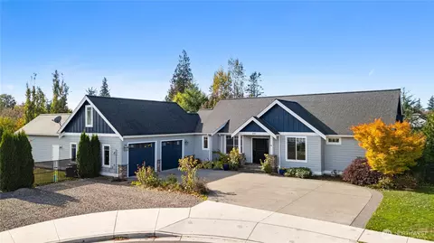 891 W Park St, Lynden, WA 98264