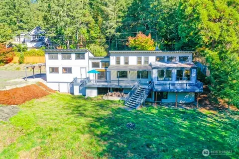 6122 Artondale Dr NW, Gig Harbor, WA 98335