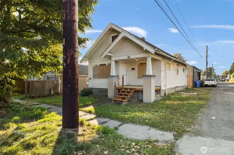 1008 S 37th St, Tacoma, WA 98418