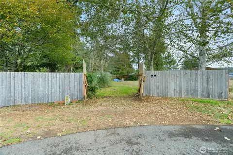 808 Scoter Ct SE, Ocean Shores, WA 98569