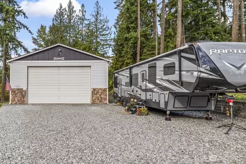 805 293rd St E, Roy, WA 98580 photo 3