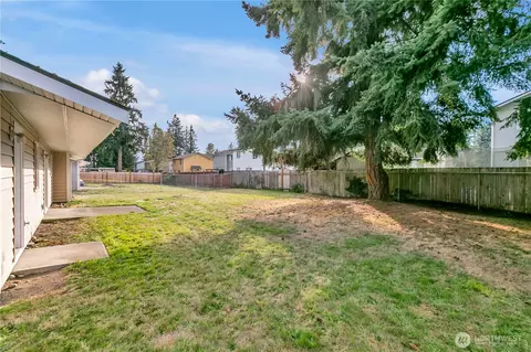 Exterior - 17216 13th Ave E, Spanaway, WA 98387 photo 4 of 5