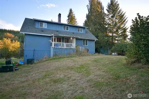 210 Brooklyn Rd, Oakville, WA 98568