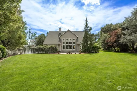 Exterior - 8620 W Richardson Rd, Pasco, WA 99301 photo 4 of 12