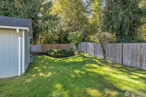 Exterior - 11024 17th Pl W, Everett, WA 98204 photo 6 of 9
