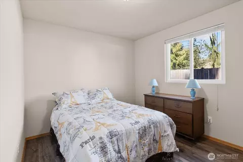 Bedroom - 11024 17th Pl W, Everett, WA 98204 photo 5 of 6