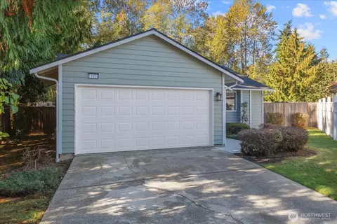 Exterior - 11024 17th Pl W, Everett, WA 98204 photo 2 of 9