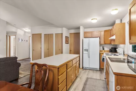 Kitchen - 11024 17th Pl W, Everett, WA 98204 photo 3 of 3