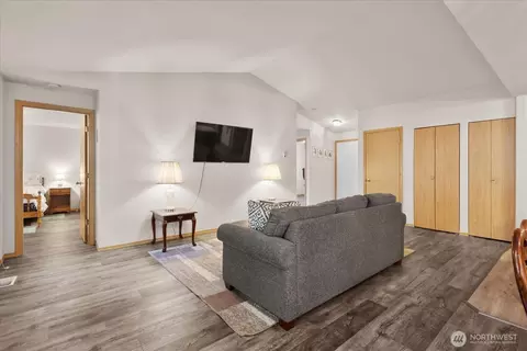 Living - 11024 17th Pl W, Everett, WA 98204 photo 3 of 4