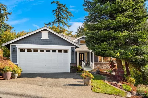 1052 S 264th St, Des Moines, WA 98198