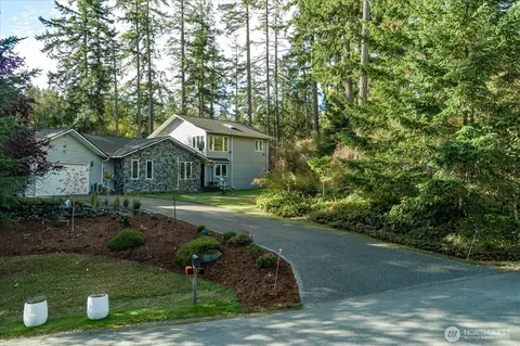 441 Redwood Dr, Coupeville, WA 98239