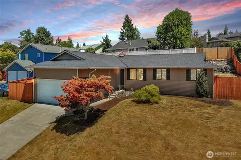 8851 48th Pl W, Mukilteo, WA 98275