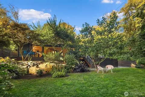 4505 W Raye St, Seattle, WA 98199
